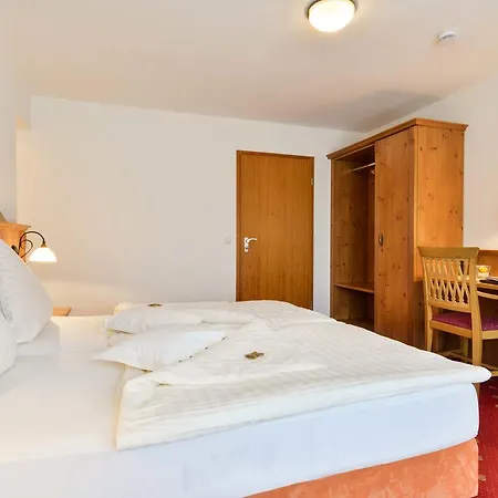 Huber Am Hotel 3*