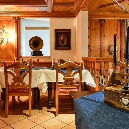 Huber Am Hotel