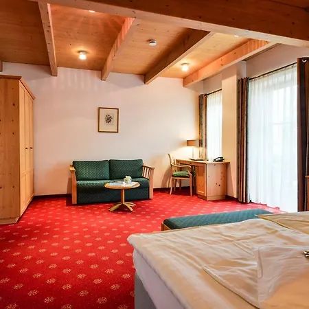 Hotel Huber Am 3*